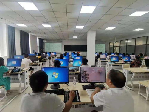 秀山電商技能培訓火熱招生 計算機技術培訓，培訓費食宿費全免